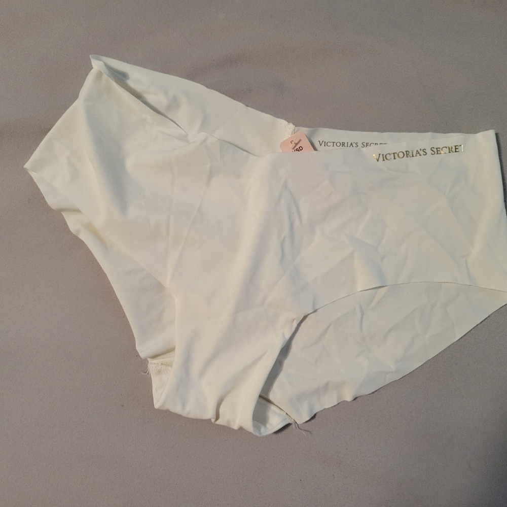 Victoria's Secret White Panties Seemless